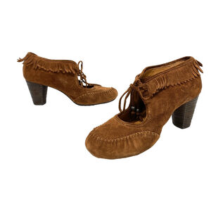 Born Corby Brown Suede fringe Heels Size 6 M